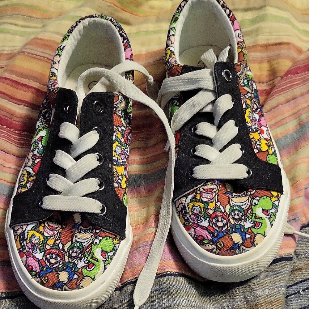 Nintendo Black and White Kids Sneakers with Cartoon Characters
